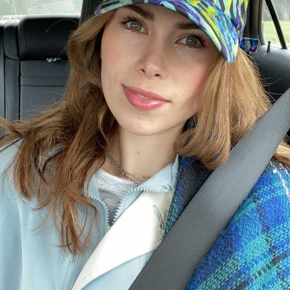 Meet your Posher, Ivette - Picture 3 of 5